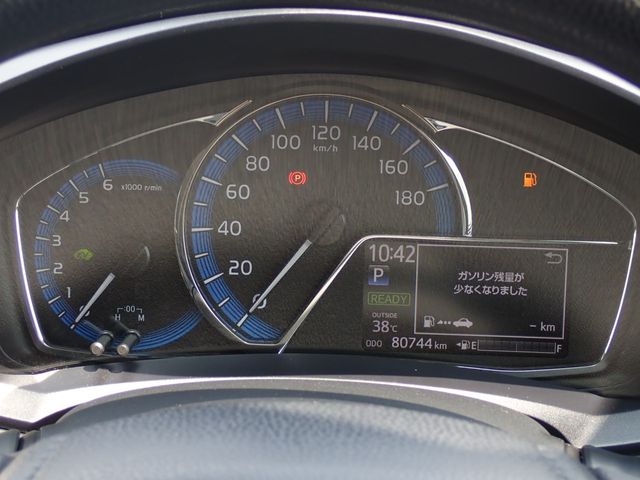 COROLLA FIELDER HYBRID