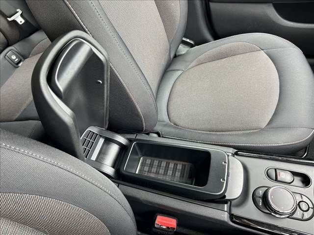 BMW MINI COOPER D CLUBMAN