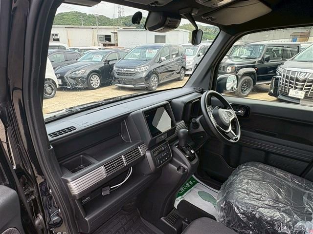 N-VAN