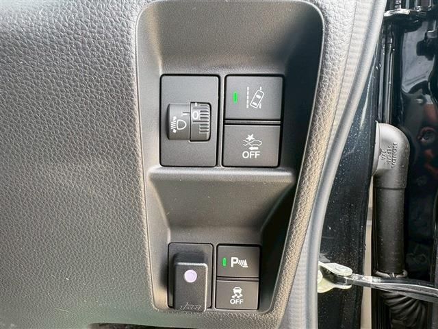 N-VAN