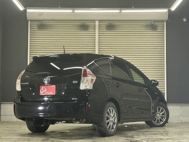 PRIUS Alpha