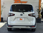 SIENTA HYBRID