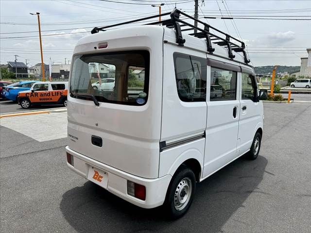 MINICAB van