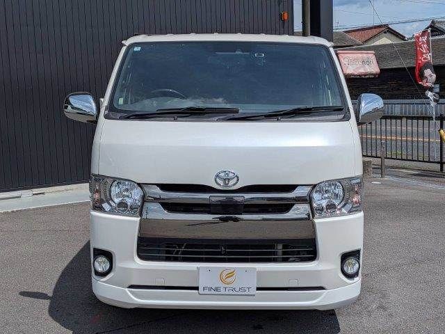 REGIUSACE van 4WD