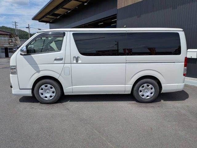REGIUSACE van 4WD