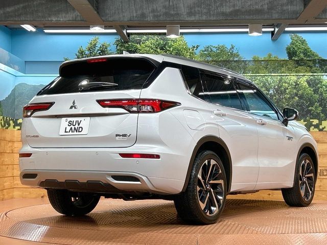 OUTLANDER PHEV