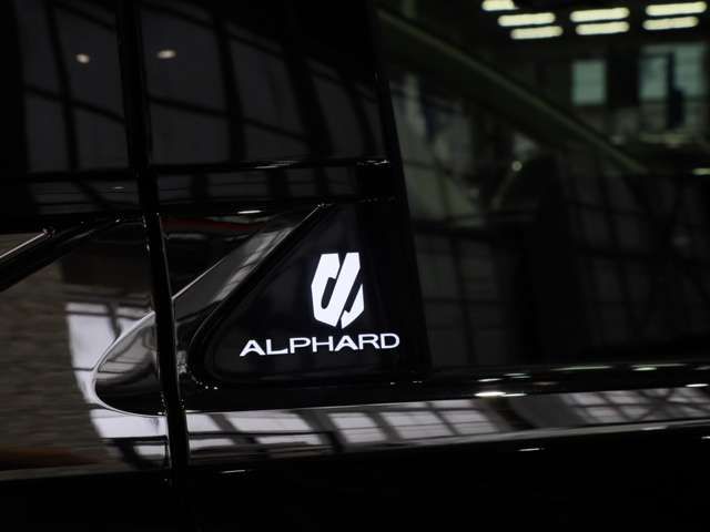 ALPHARD hybrid