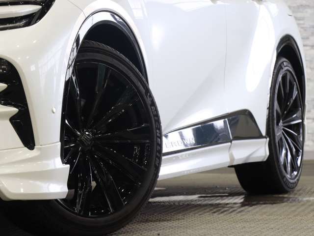 CROWN SPORT