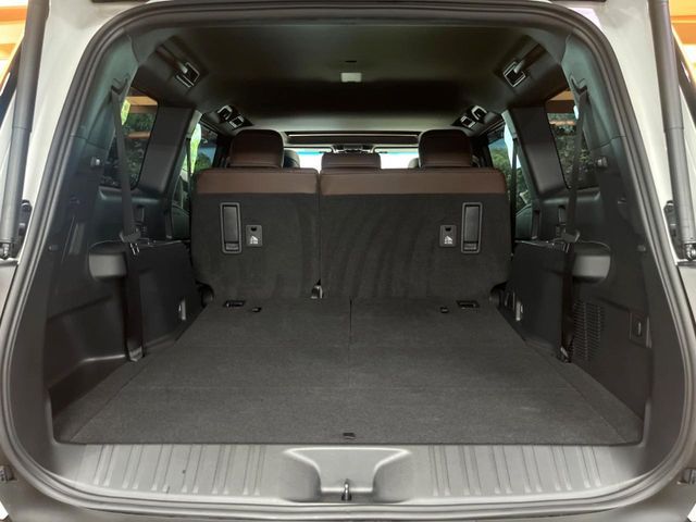LANDCRUISER 250
