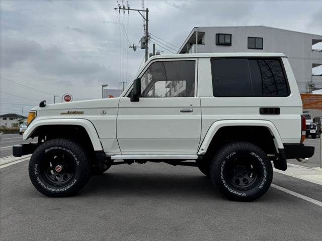 LANDCRUISER PRADO