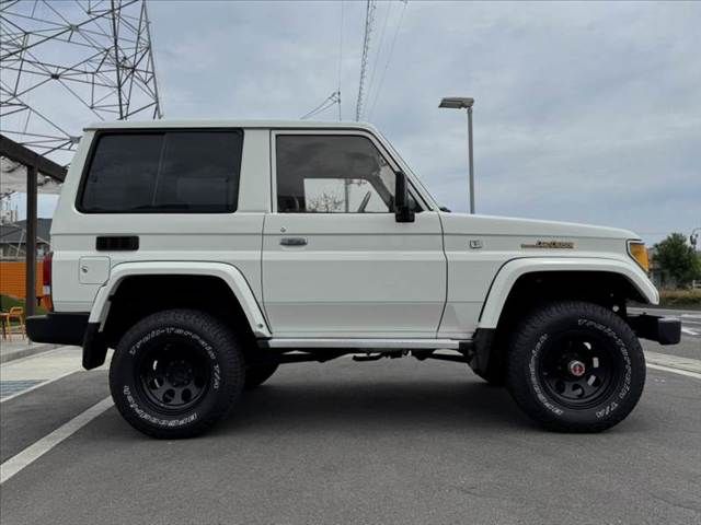 LANDCRUISER PRADO
