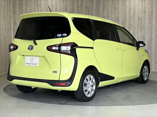 SIENTA HYBRID