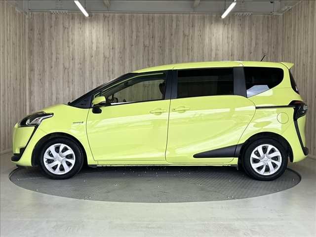 SIENTA HYBRID