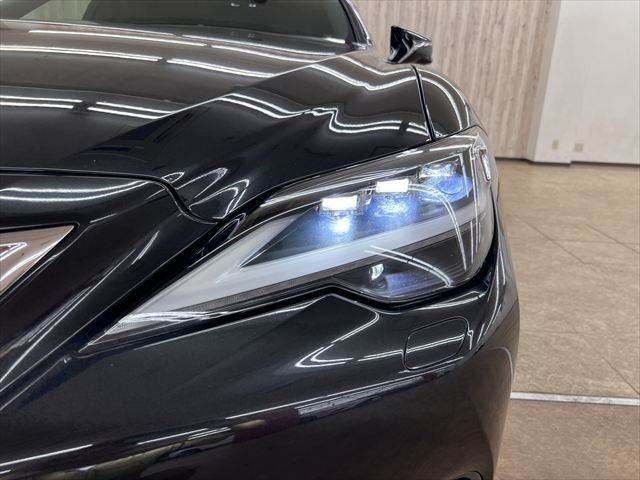 LEXUS LS500h 4WD