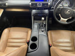 LEXUS IS300h