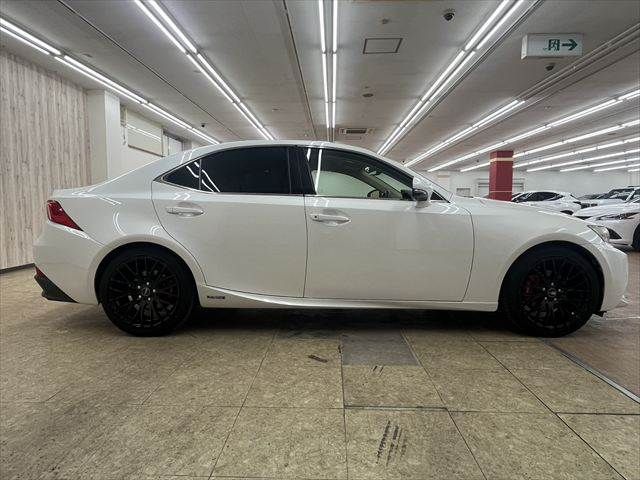 LEXUS IS300h