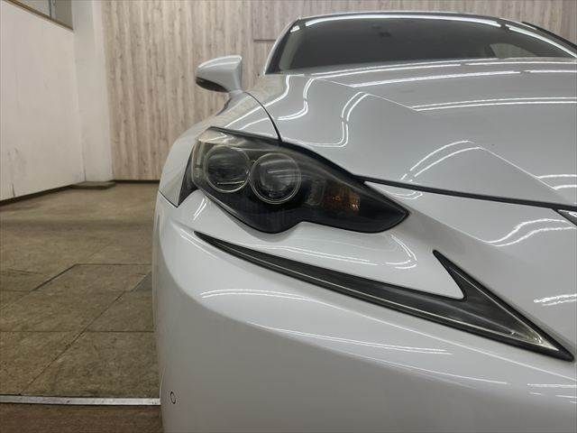 LEXUS IS300h