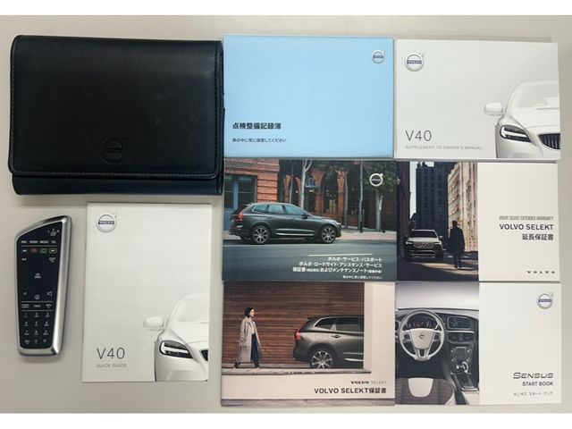 VOLVO V40