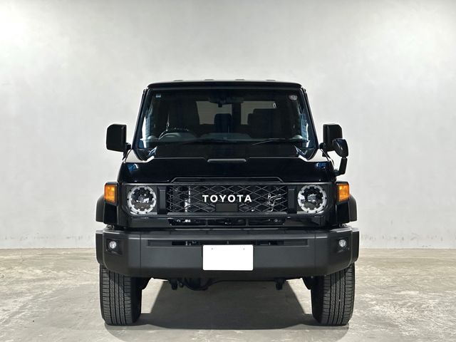 LANDCRUISER 70