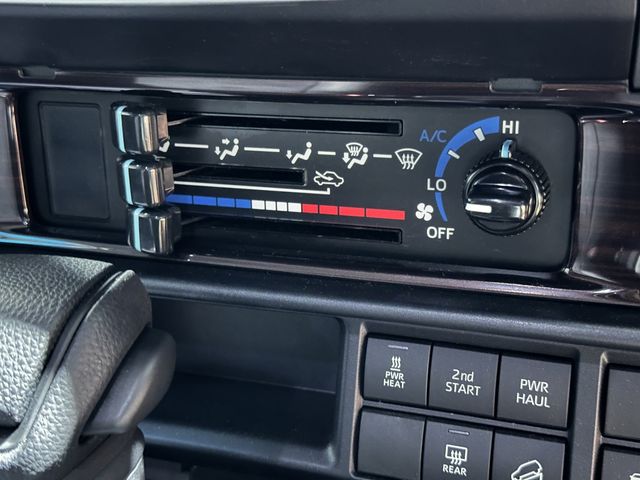 LANDCRUISER 70