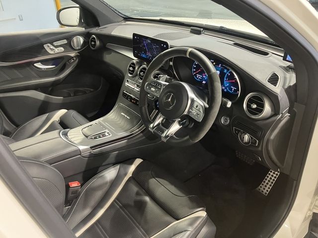 MERCEDES AMG GLCclass