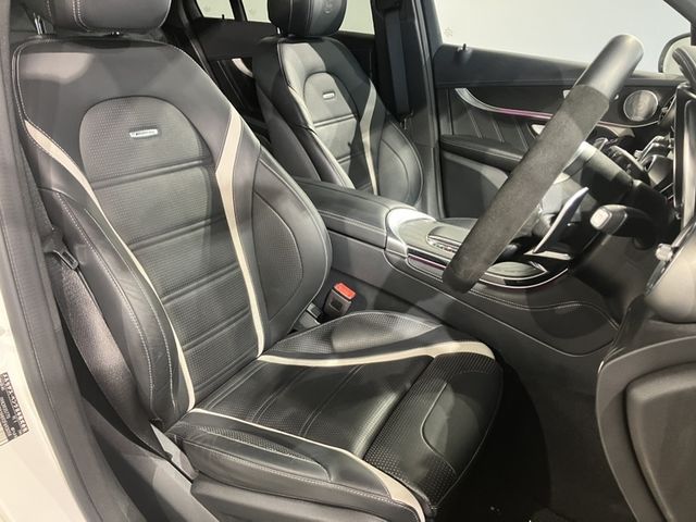 MERCEDES AMG GLCclass