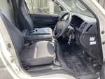 REGIUSACE 2WD van