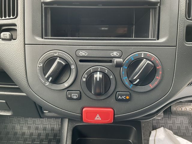 NV150 AD 4WD