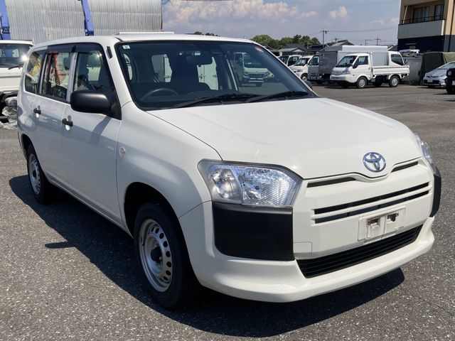 SUCCEED van 4WD