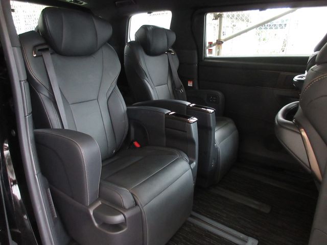 ALPHARD hybrid