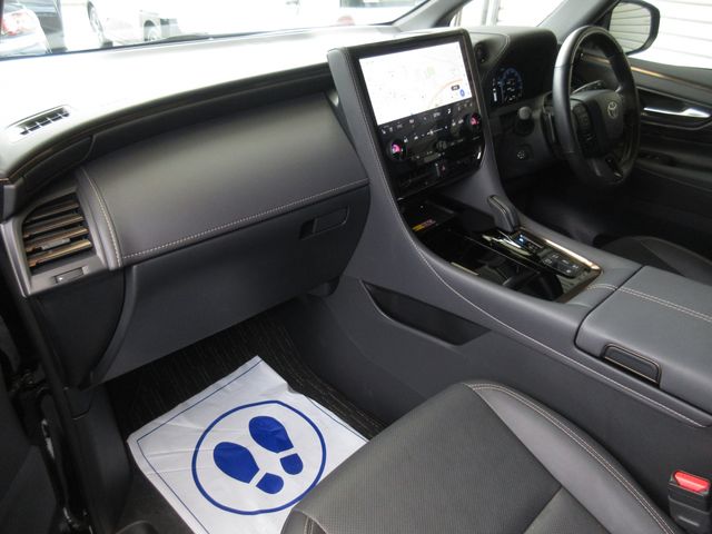 ALPHARD hybrid