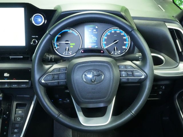 VOXY HYBRID