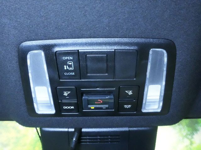VOXY HYBRID