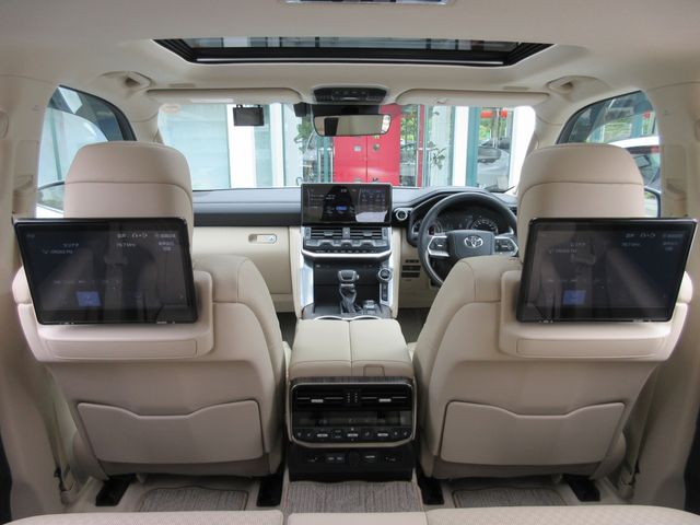 LANDCRUISER wagon
