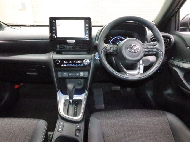 YARIS CROSS HYBRID