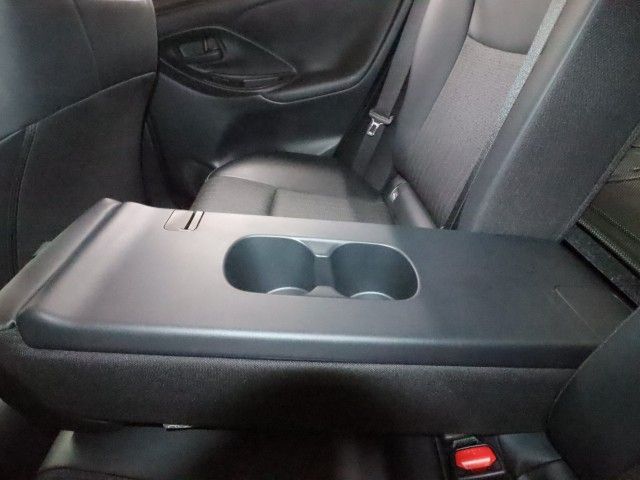 YARIS CROSS HYBRID