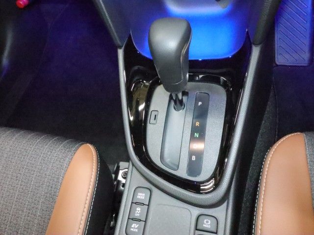 YARIS CROSS HYBRID