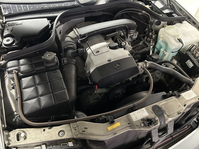MERCEDES BENZ C class sedan
