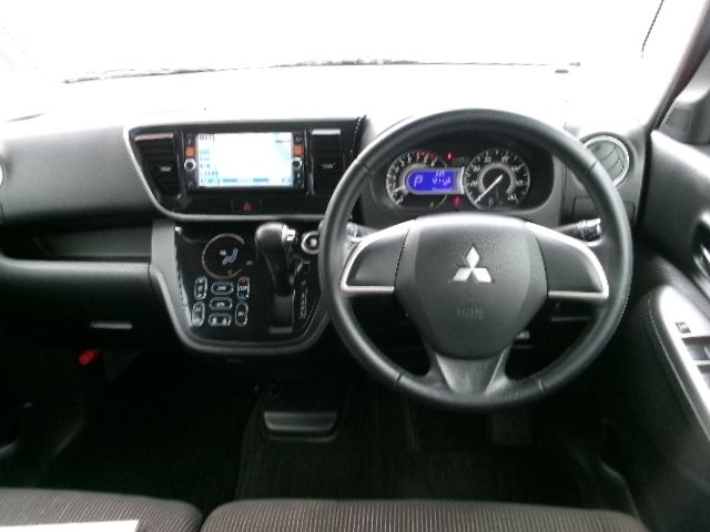 eK SPACE custom 4WD