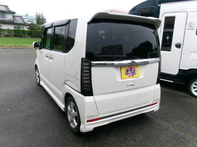 N BOX CUSTOM 4WD