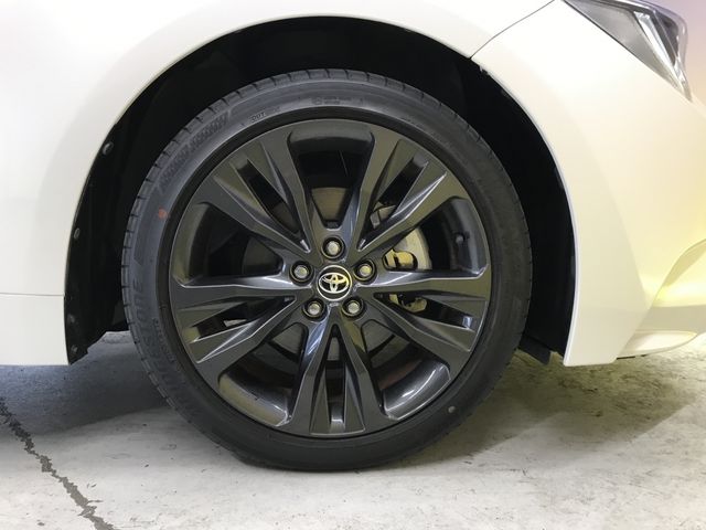COROLLA TOURING HYBRID