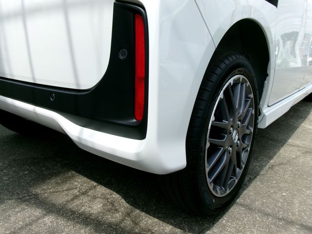 N BOX CUSTOM 4WD