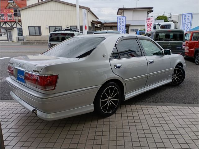 CROWN sedan