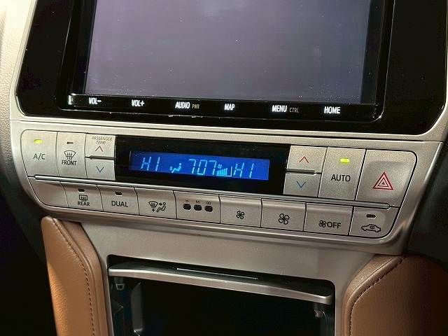LANDCRUISER PRADO