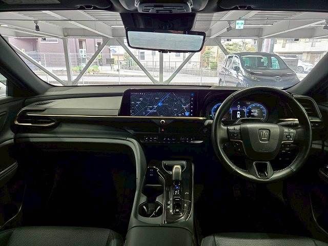 CROWN SPORT