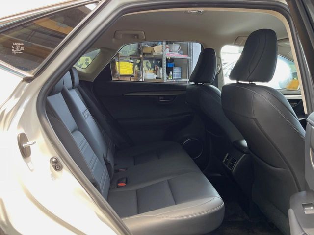 LEXUS NX300h