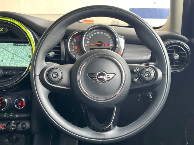 MINI COOPER D 5DOOR