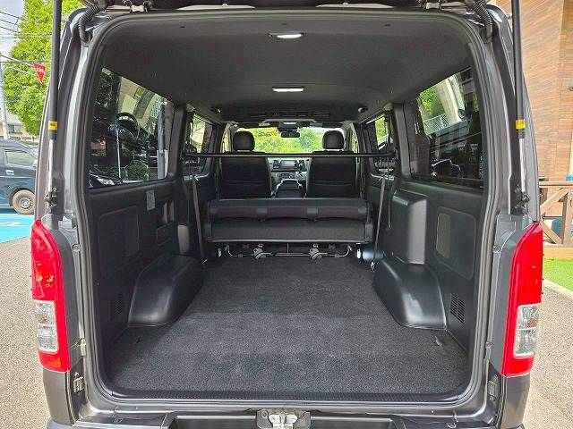 HIACE van 4WD