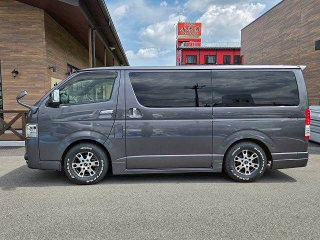 HIACE van 4WD