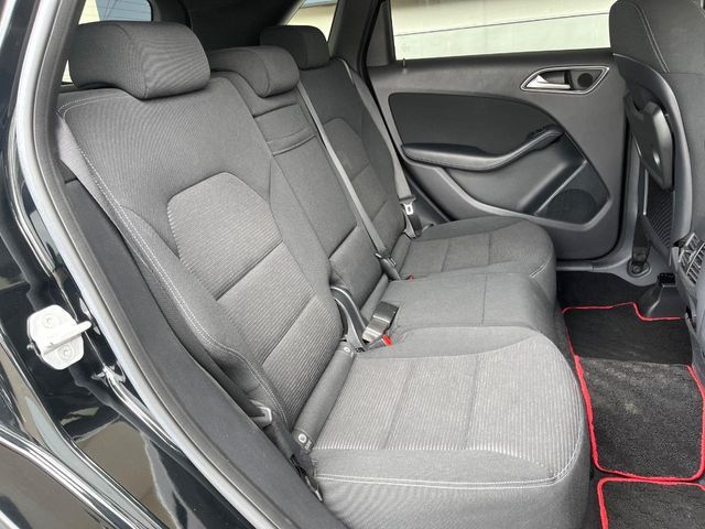 MERCEDES BENZ B class